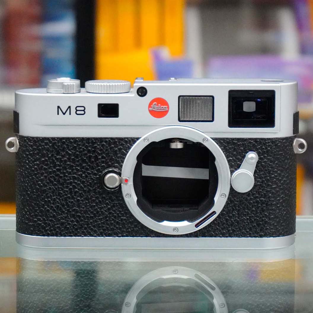 LEICA M8.2